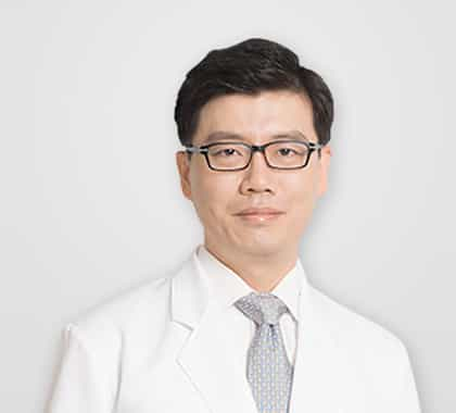 Dr Hong Lim Choi